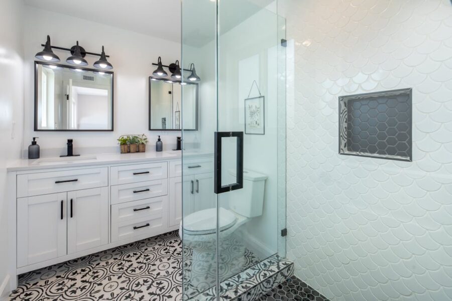 Rénovation de salle de bain : Modernisez votre espace avec style