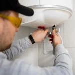 Recherche de fuite à Nice Ouest les différences entre recherche de fuite en maison individuelle et en immeuble